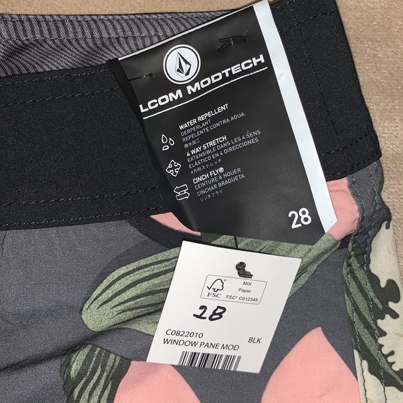 Volcom NWT Board Swim Shorts - Picture 3 of 4